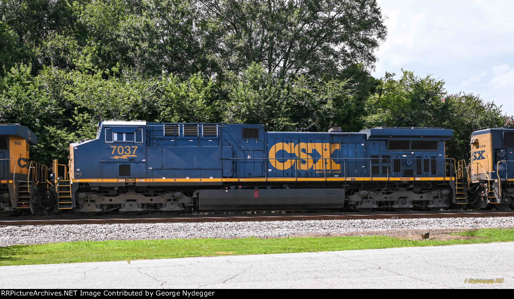 CSX 7037